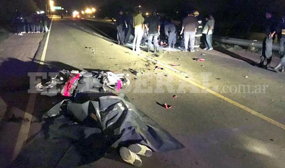 Ruta 9- choque de auto y moto dejoacute un hombre muerto y otro con graves heridas