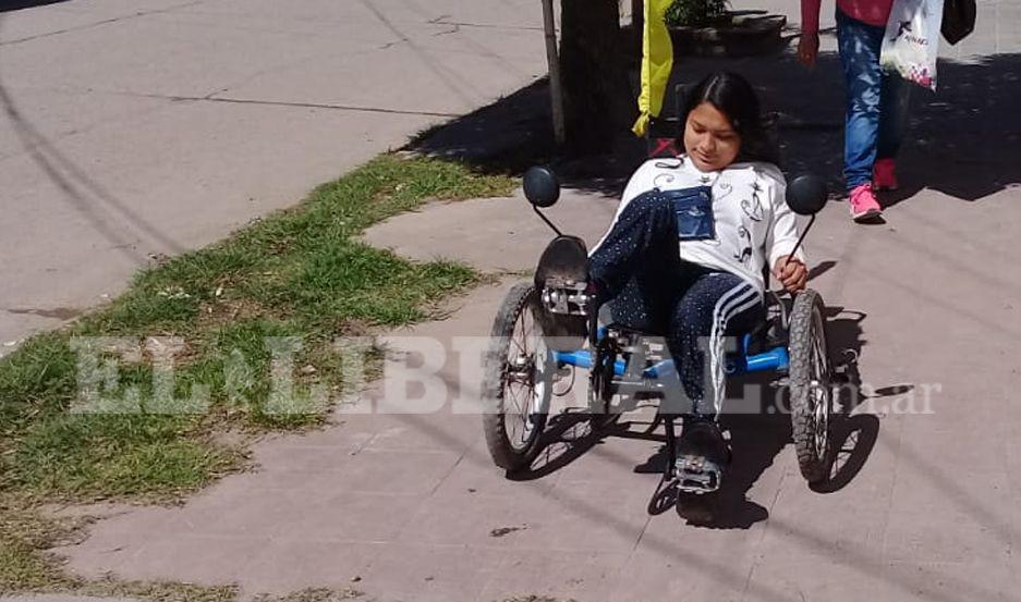 Luciana Cejas entrena para estar presente en el Maratón del Diario EL LIBERAL