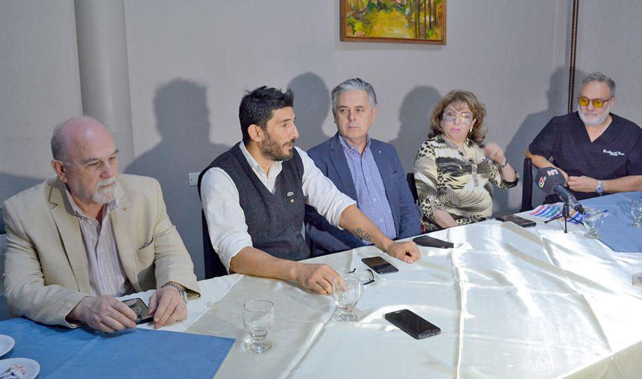 ADHESIÓN Miembros del Rotary Santiago del Estero anunciaron que hoy realizar�n una plantación de �rboles
