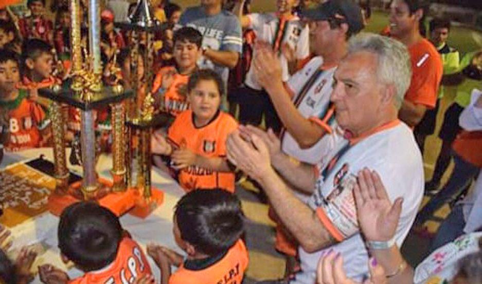 SATISFACCIÓN El intendente de Añatuya Héctor Ib�ñez destacó la masiva participación de niños de diferentes puntos del país
