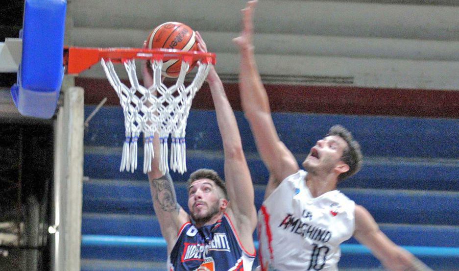 RENDIDOR Fabrizio Cosolito jugó un buen partido y terminó con 12 puntos 6 rebotes 3 asistencias y 3 robos
