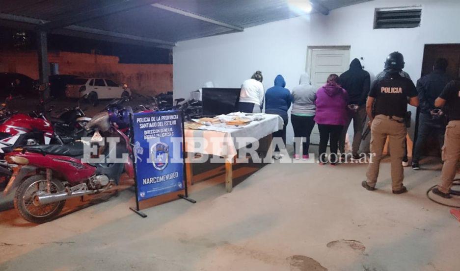 Los m�ltiples procedimientos y detenciones fueron supervisados por la fiscal coordinadora de la Unidad de Lucha Contra el Narcotr�fico Dra Aída Farr�n Serlé