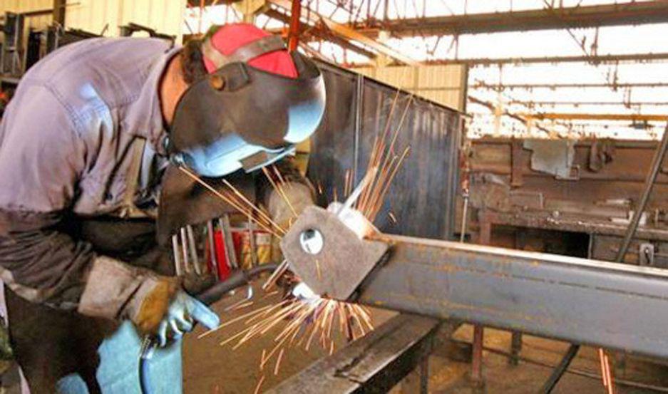 Alerta en faacutebricas metaluacutergicas por la posibilidad de reducir el arancel externo a importaciones