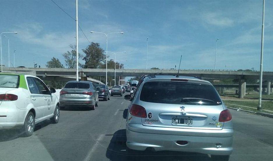 Imputan a dirigentes de las agrupaciones que cortaron la autopista