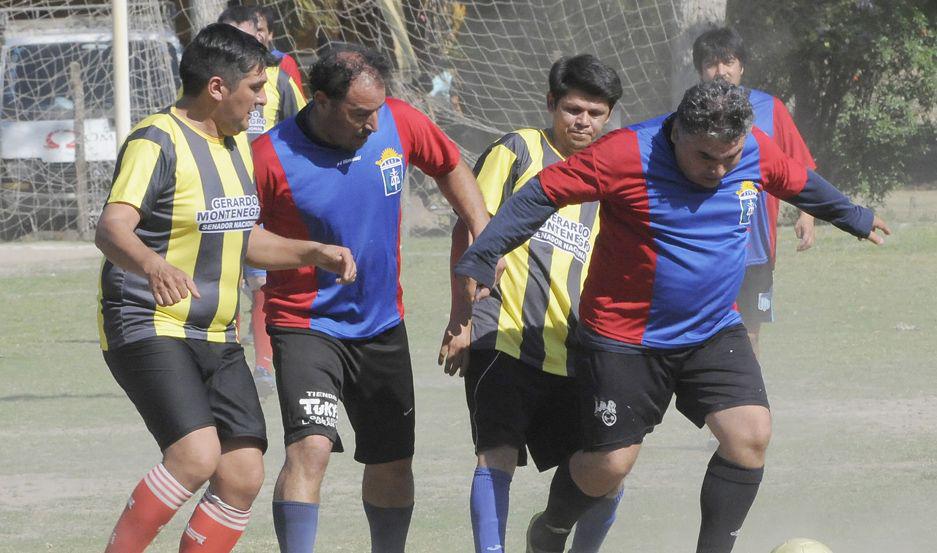 Una agenda de saacutebado con varios choques cruciales en las diferentes categoriacuteas