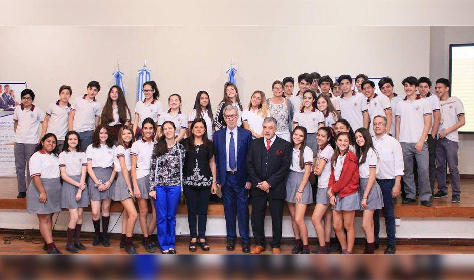El STJ recibioacute a estudiantes del Bachillerato Humanista