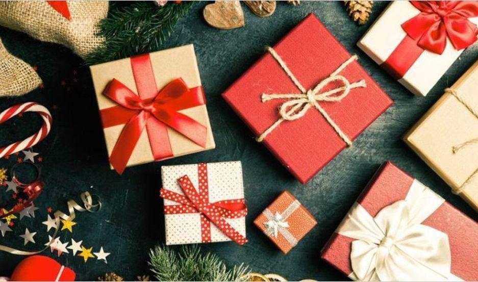Para ganarle a la crisis crece el stockeo de regalos de Navidad