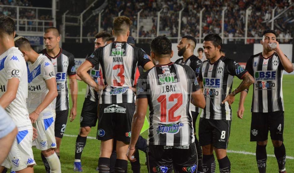 A Central Coacuterdoba le faltoacute contundencia y empatoacute sin goles ante Veacutelez