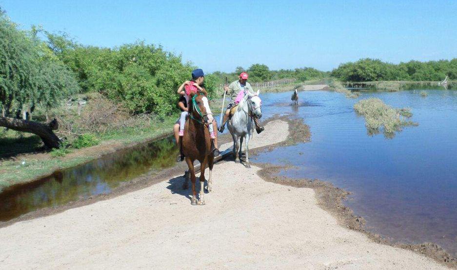 Buscan a cuatro cordobeses que pescaban en la laguna Los Porongos