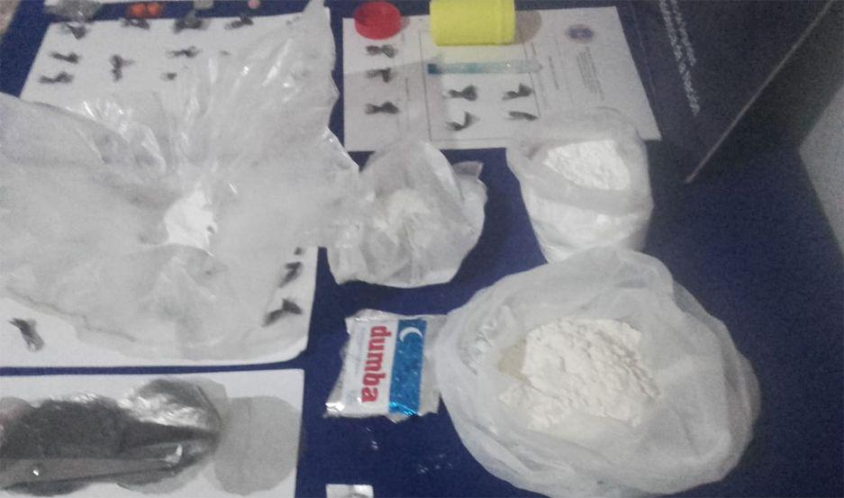 Policiacutea Federal secuestroacute una gran cantidad de cocaiacutena en un barrio de La Banda
