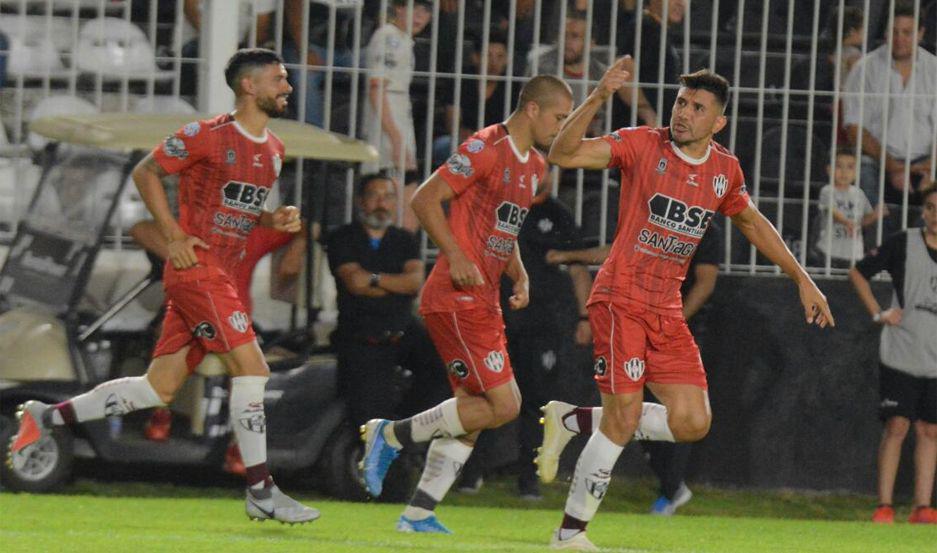 En una noche de emociones Central Coacuterdoba le ganoacute a Patronato