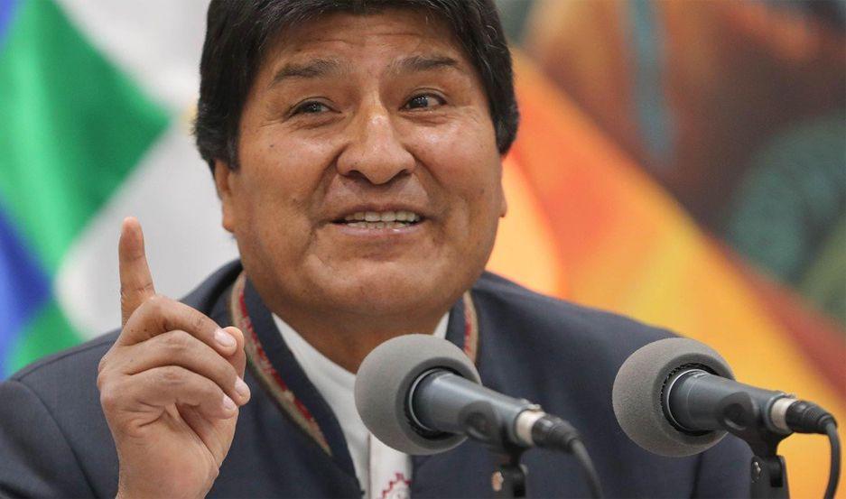 Racistas y golpistas asiacute calificoacute Evo Morales a liacutederes opositores