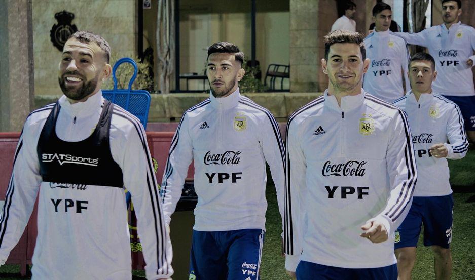 Con Messi en el gimnasio y Lautaro en duda Argentina se entrenoacute en Mallorca