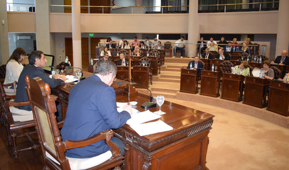 El Concejo Deliberante y la Caacutemara de Diputados repudiaron la violencia