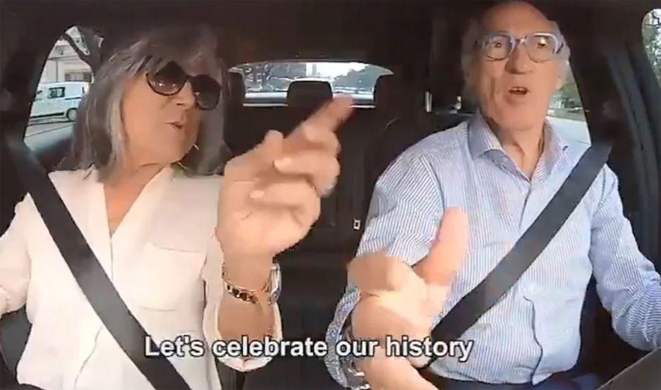 VIDEO  Carlos Bianchi y una desopilante invitacioacuten junto a su esposa