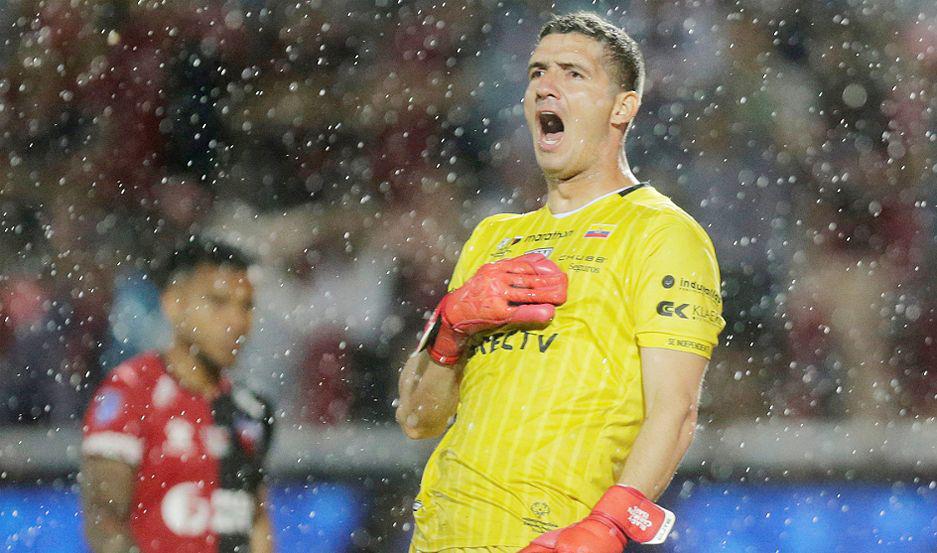 El conjunto santafesino se basar en un supuesto error que habría cometido Independiente del Valle en la inclusión de un futbolista clave en el campeón ecuatoriano