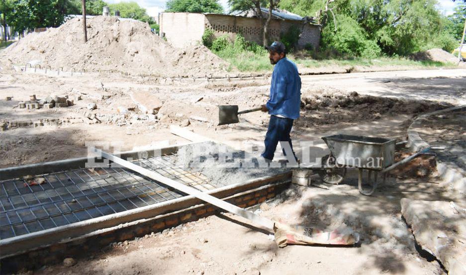 Los trabajos se desarrollan en inmediaciones del cementerio de Loreto