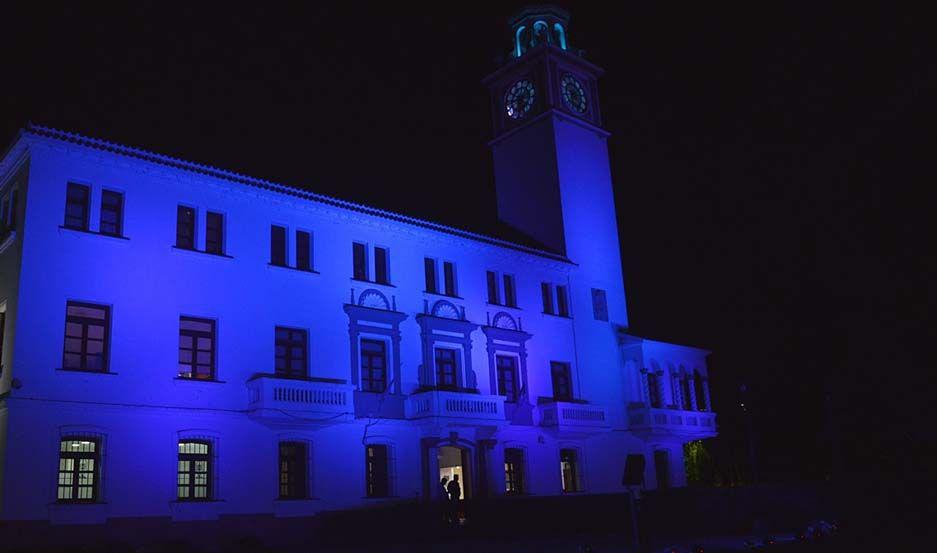 La Casa de Gobierno se iluminoacute de azul