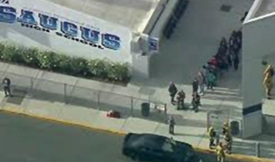 Tiroteo en una escuela de EEUU deja dos muertos y seis heridos