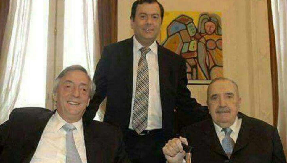 En un histórico encuentro- el gobernador de Santiago del Estero Dr Gerardo Zamora y los ex presidentes Ra�l Alfonsín y Néstor Kirchner