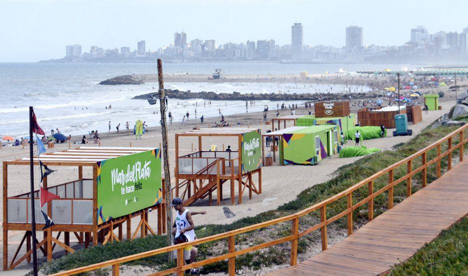 Para muchas familias esta temporada vacacional ser diferente a la de otros años El mar y las sierras siguen captando visitantes