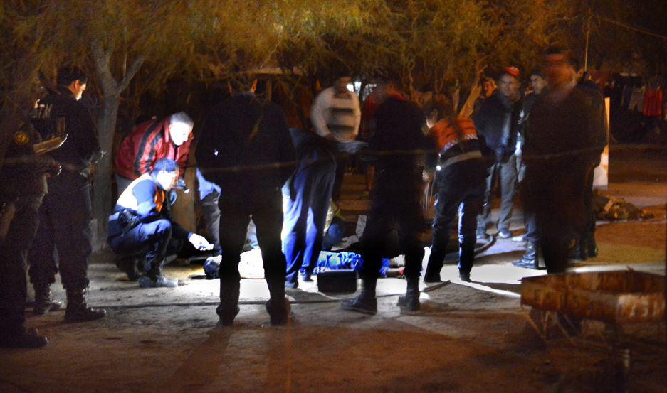 PERICIAS Efectivos de Criminalística arribaron a la casa y realizaron los trabajos de rigor 