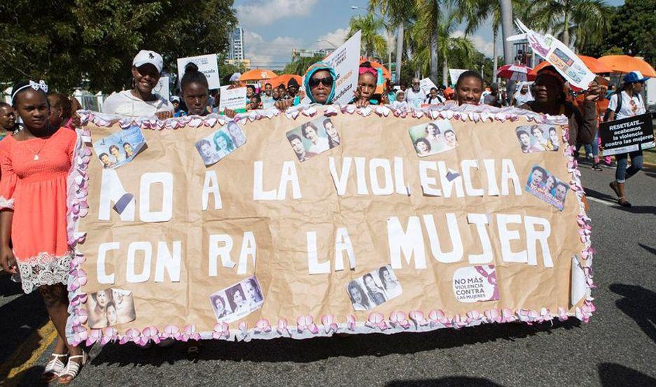 Las mujeres latinas piden el fin de la violencia de género