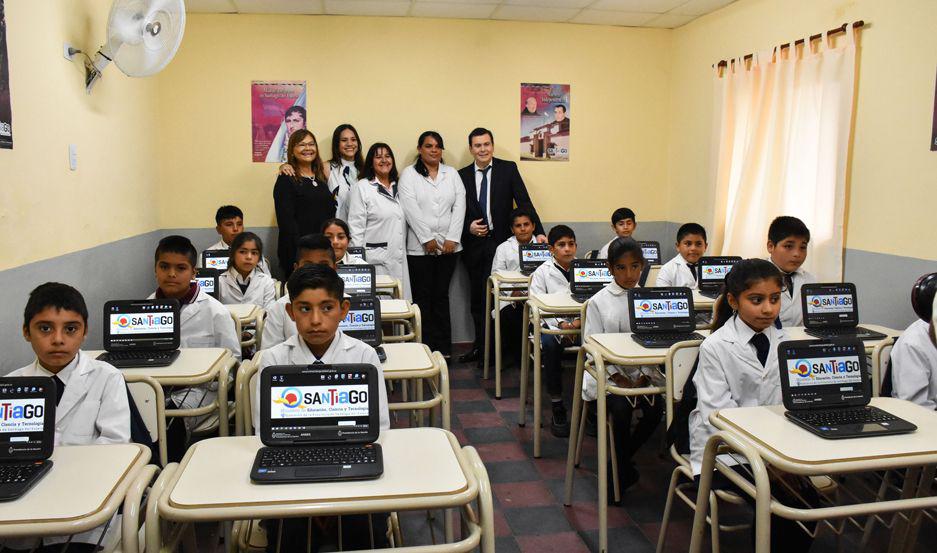 Gobernador inauguroacute obras en Villa Figueroa