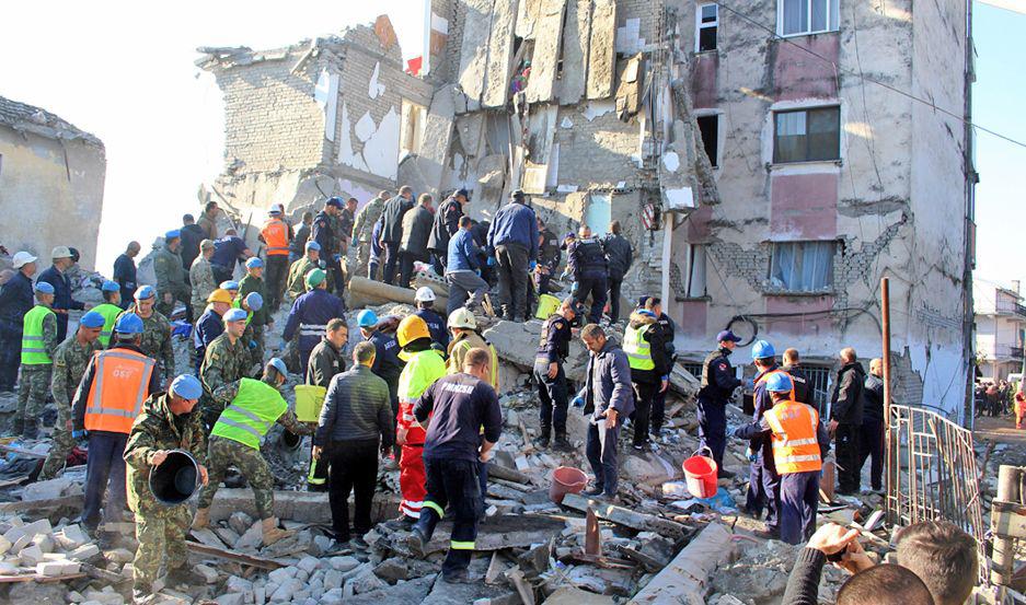 Albania sufrioacute el peor terremoto de los uacuteltimos 40 antildeos con al menos 21 muertos y 600 heridos