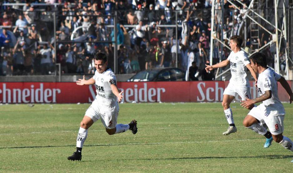 iquestCuaacutendo y a queacute precio se pueden conseguir las entradas para la final entre Central Coacuterdoba y River