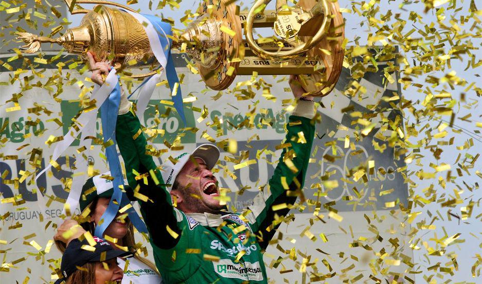 Agustín Canapino levantó su tercer trofeo consecutivo a los 29 años