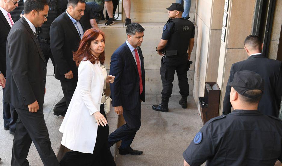 CFK se autodeclaroacute absuelta por la historia desafioacute a jueces y sugirioacute que citen a Alberto F