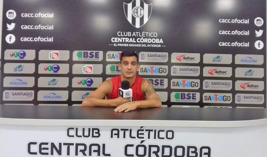 Cristaldo durante la conferencia de prensa que brindó ayer en la flamante sala de prensa de Central Córdoba