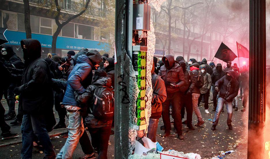Durante la huelga hubo incidentes violentos Se espera que las protestas se prolonguen en el tiempo