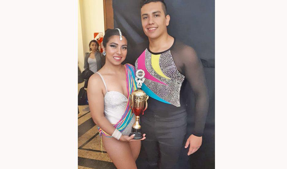 Dos bailarines termentildeos participan del Mundial de Salsa y Bachata en Colombia