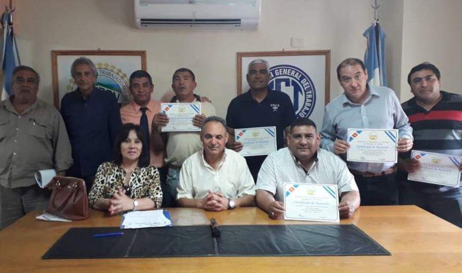 EMOTIVO Autoridades del Sindicato saludaron a los trabajadores santiagueños 
