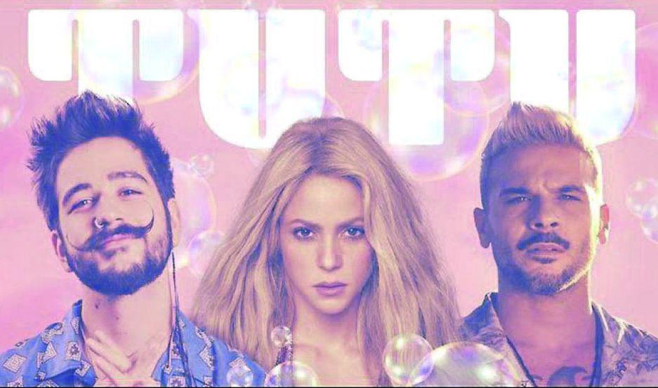 Shakira Camilo y Capoacute a todo ldquoTuturdquo