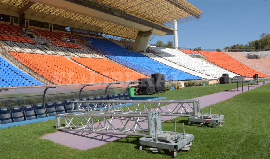 Mendoza espera jubilosamente a Central Coacuterdoba de Santiago del Estero y River