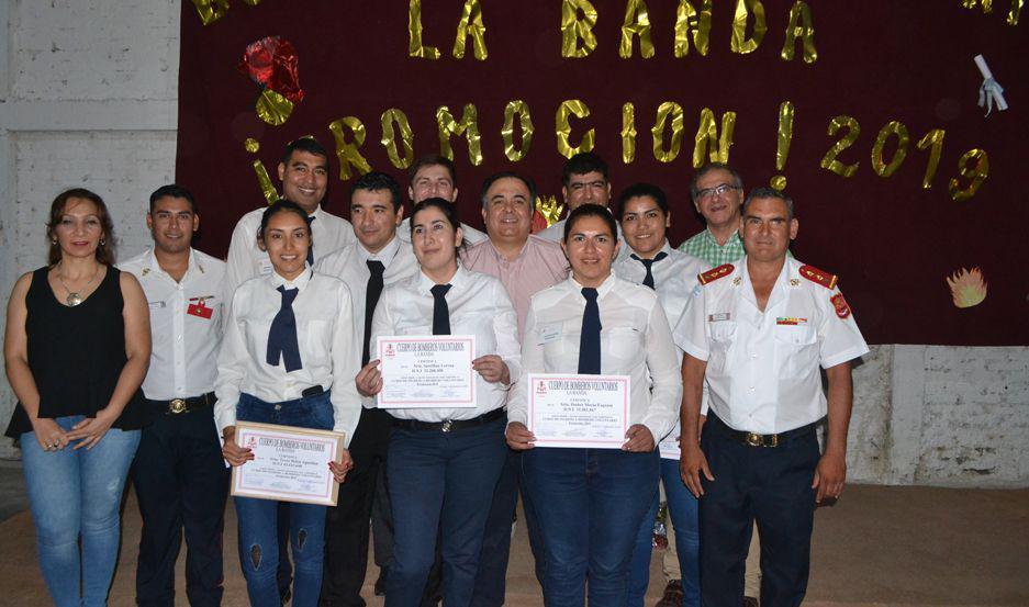 Emotivo acto de egreso de los Aspirantes de la Escuela de Bomberos Voluntarios La Banda