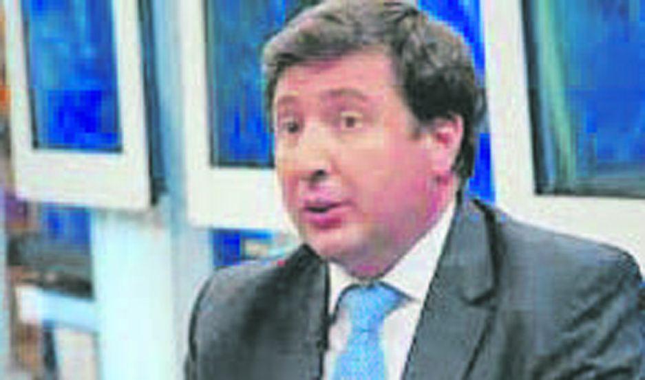 Daniel Arroyo detalloacute quieacutenes y coacutemo recibiraacuten la tarjeta para alimentos