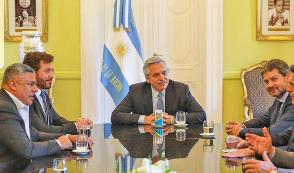 Fern�ndez recibió a Tapia y Domínguez en su despacho