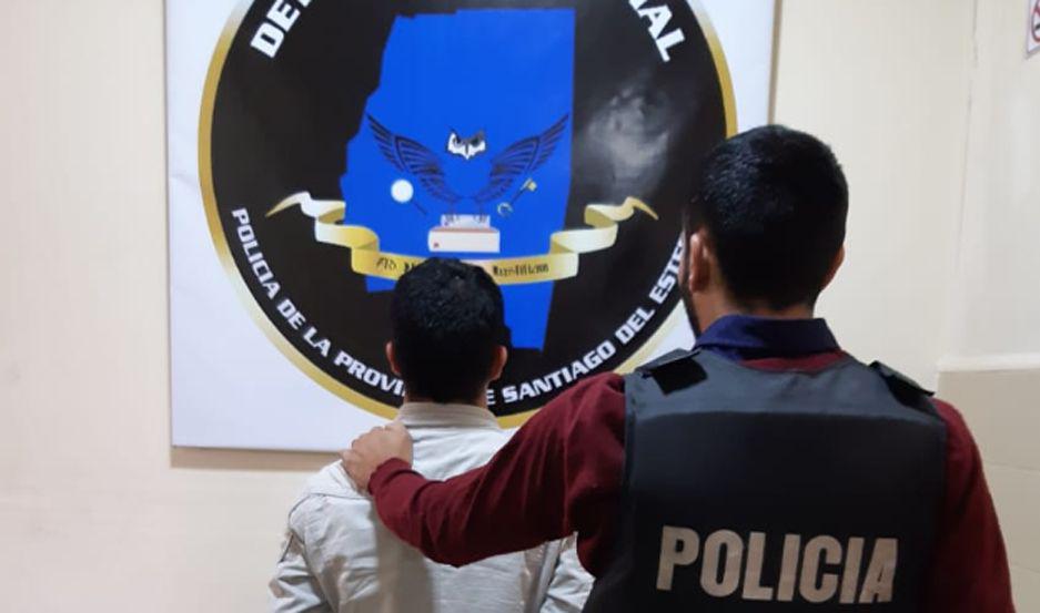 Nuevo femicidio- un hombre asesinoacute de tres puntildealadas a su exesposa en Clodomira