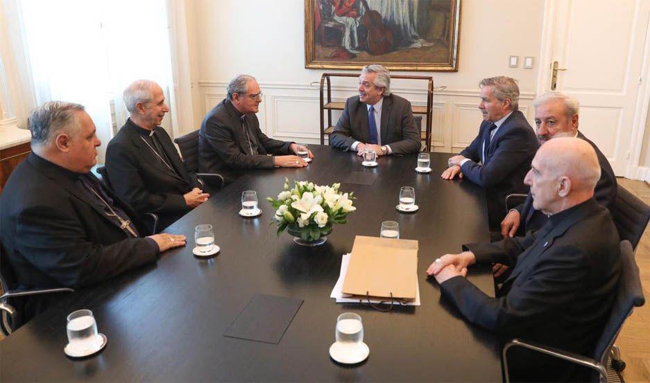 El presidente reconoció la labor pastoral y social que realiza la Iglesia Católica en la Argentina