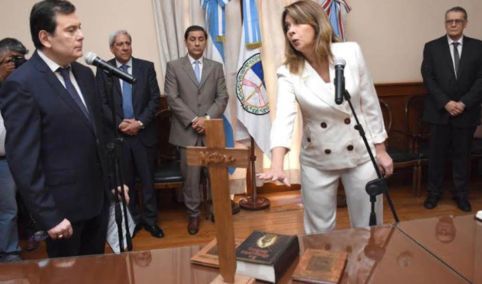 Los nuevos ministros prestaron juramento ante el gobernador Dr Gerardo Zamora