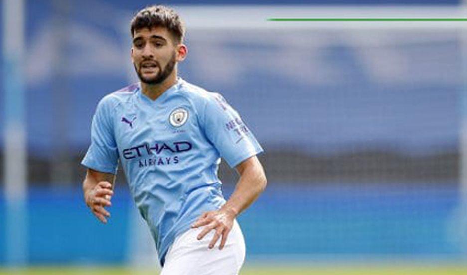 Racing sacudioacute el mercado de pases