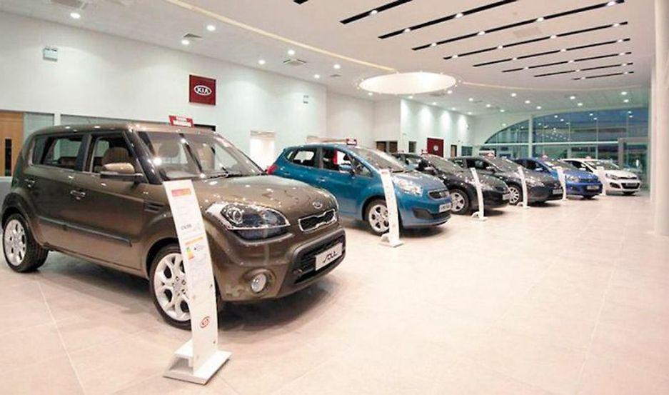 Las concesionarias decidieron frenar las ventas de 0 km hasta que haya nuevos precios
