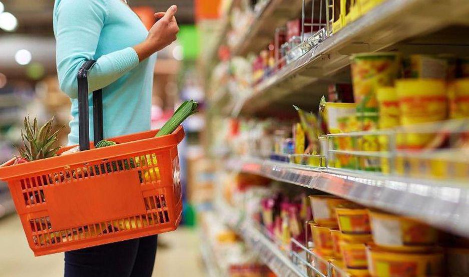 Por decimosexto mes consecutivo cayeron las ventas en supermercados seguacuten el Indec