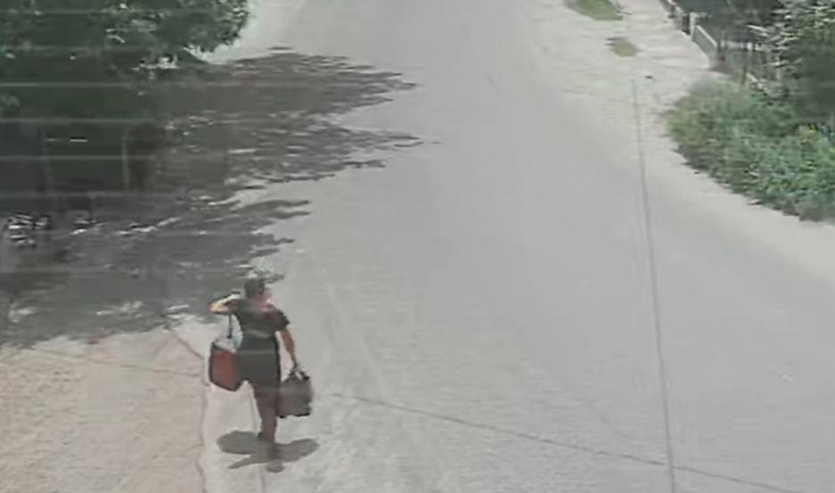 CLAVE Las cmaras de seguridad fueron fundamentales para dar con el maleante quien caminaba muy tranquilo con el botín