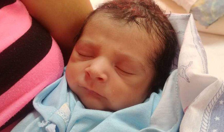 El pequeño llegó a este mundo a la 039 en el Hospital Reginal Ramón Carrillo 
