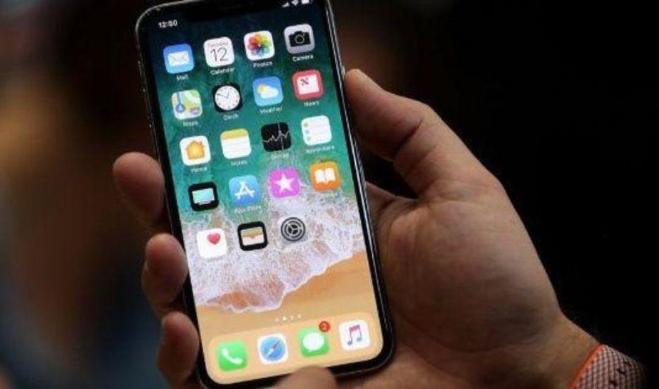 Coacutemo seraacuten los dos iPhone SE que Apple lanzaraacute en 2020